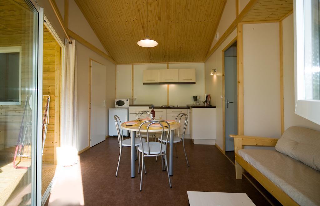 Village De Gite - La Cascade Sainte-Eulalie-d'Olt Room photo